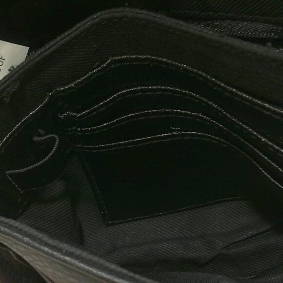 St. John's Bay Vintage Minimalist Black Leather crossbody Silver Toned Hardware - Picture 5 of 11